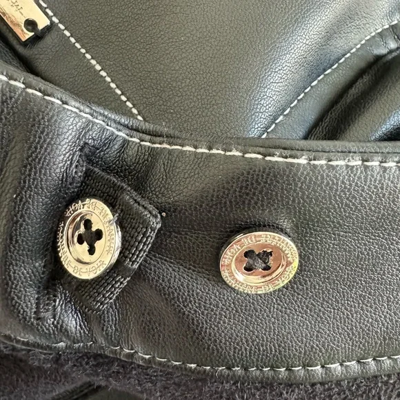 Maniere de Voir Black Faux Leather White Contrast Stitching Size 6 Pants Cargo - Picture 8 of 9